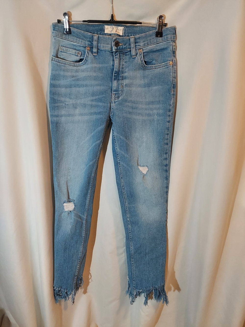 We The Free Free People Great Heights Frayed Skinny Jeans Blue Distressed - 27